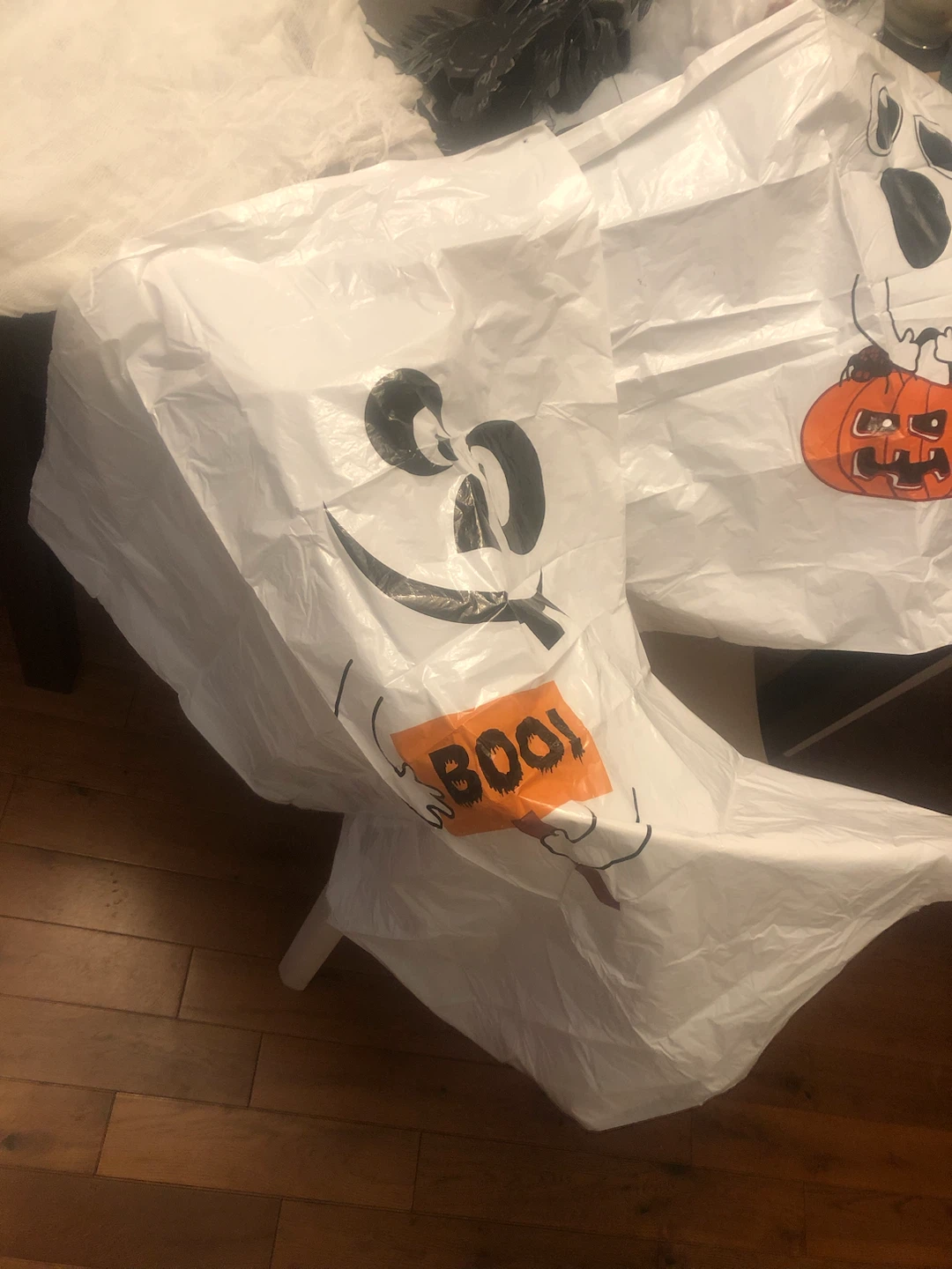 Assorted Halloween Decorations Bundle - photo 3
