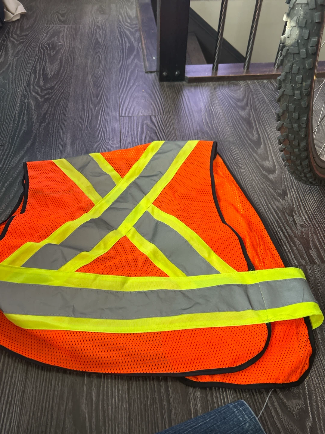 High Visibility Safety Vest - photo 2