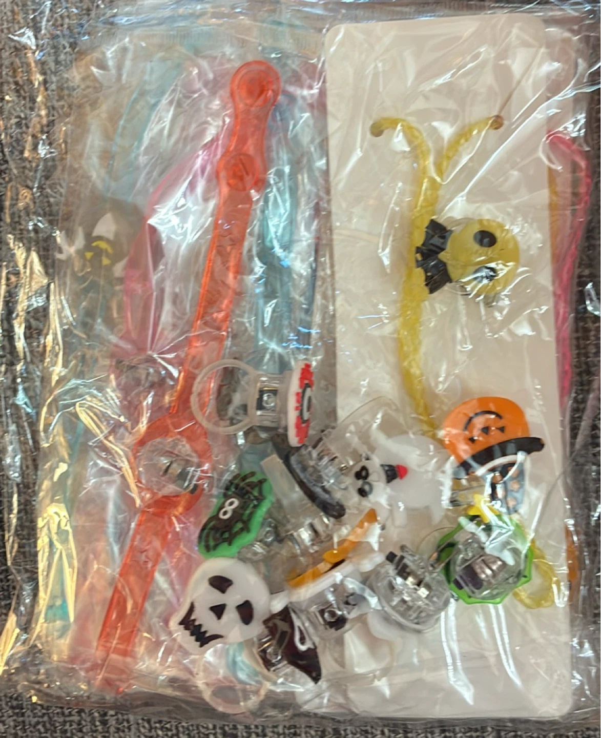 New 20 Piece Set Light Up Halloween Accessories - photo 3