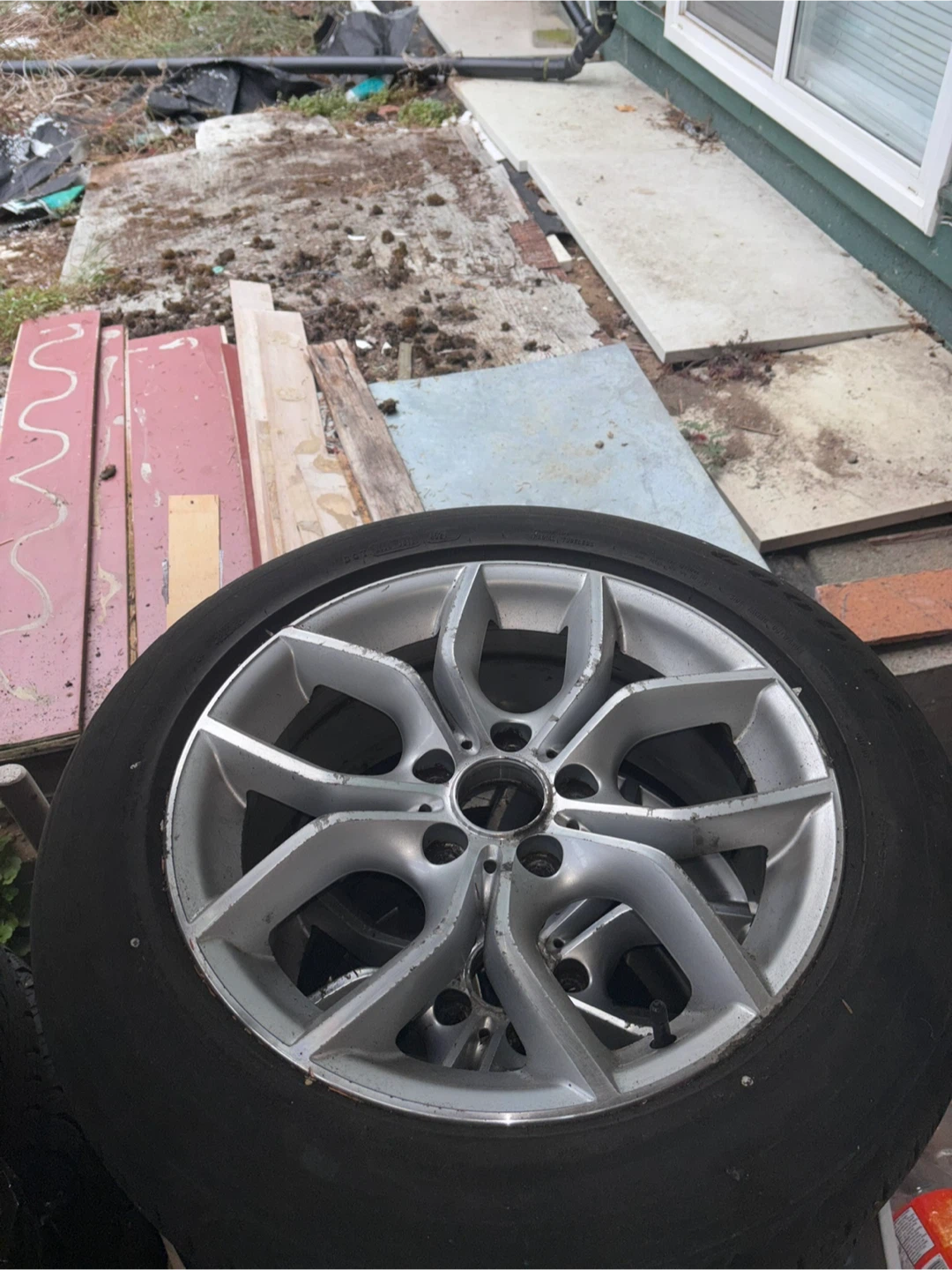 Set of 4 BMW 18-inch Alloy Wheels and Tires