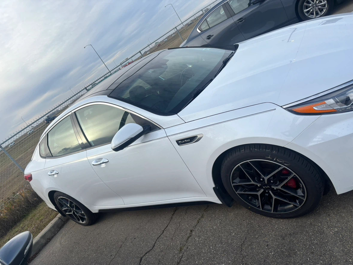 White Kia Optima SXL - photo 2