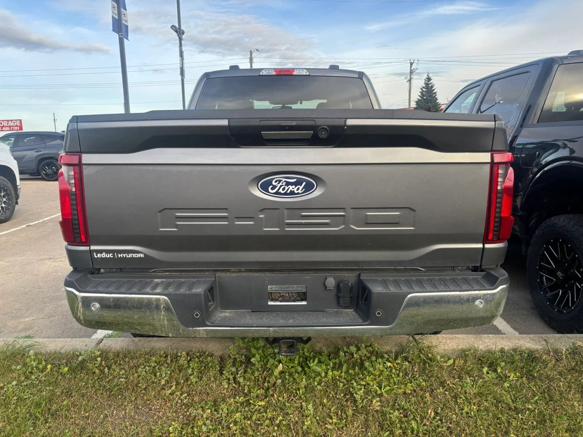 Ford F-150 XLT - photo 3
