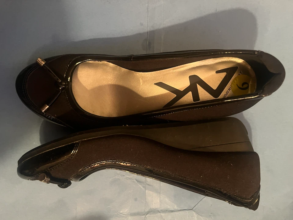 Ladies Shoes