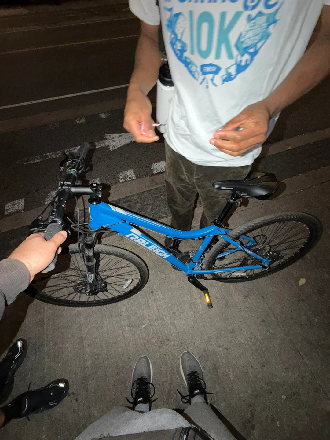 Raleigh Traverse Blue Mountain Bike - photo 2