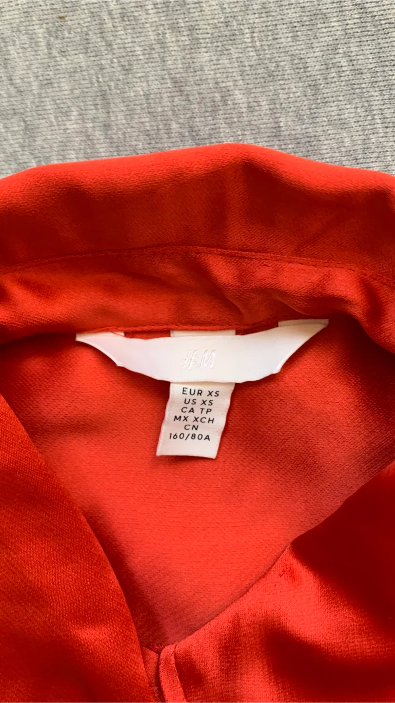 H&M Tomato Red/Orange Button-Up Shirt - Size XS - photo 3