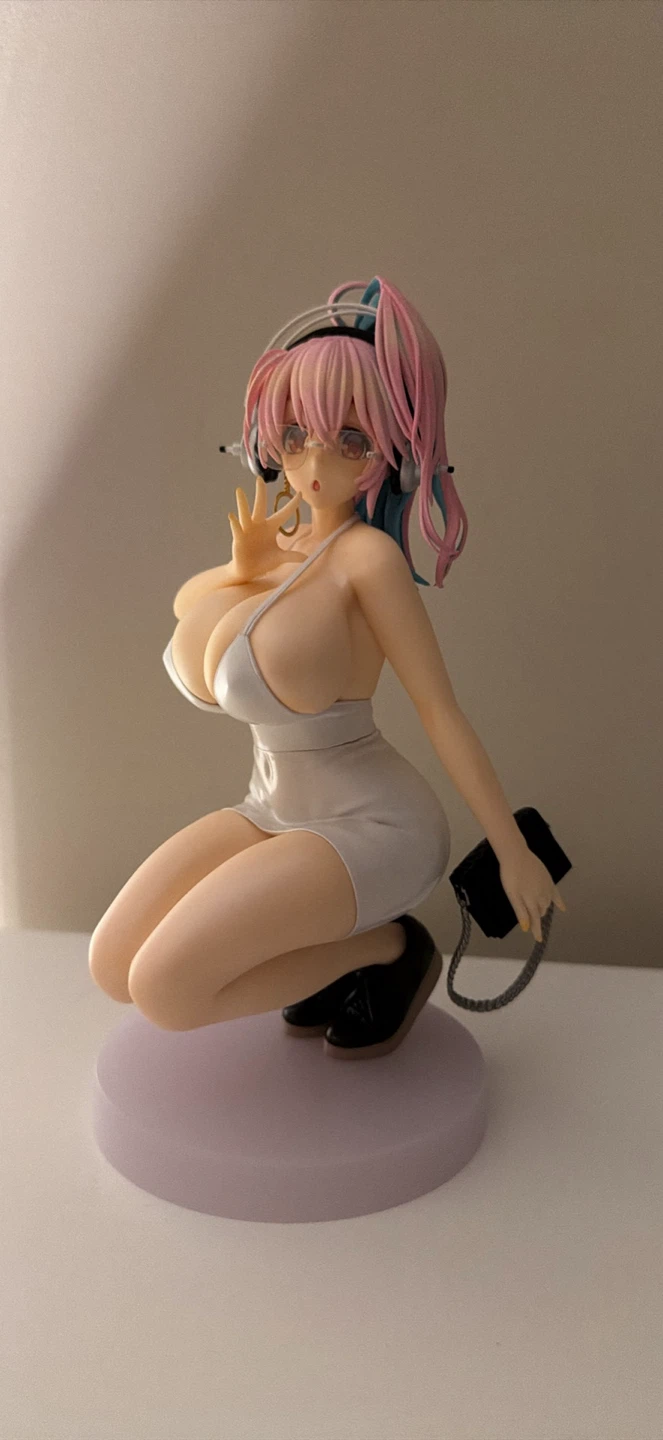 Super Sonico Figure