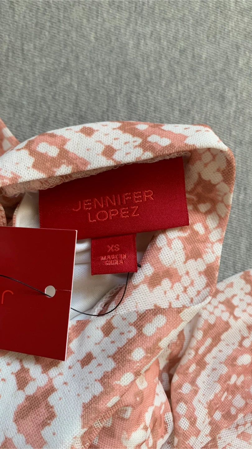 Jennifer Lopez Brand Blouse BNWT - Size XS - photo 3
