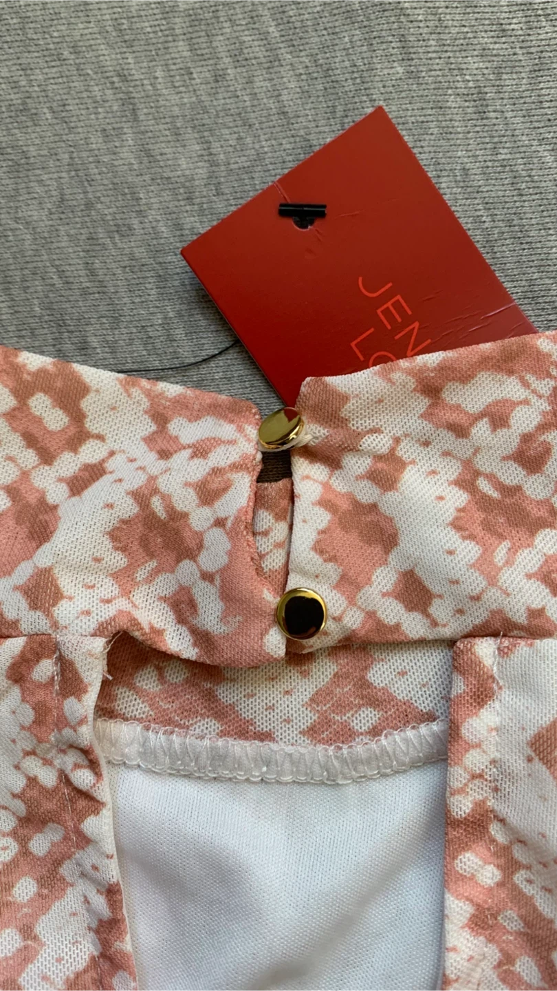 Jennifer Lopez Brand Blouse BNWT - Size XS - photo 4
