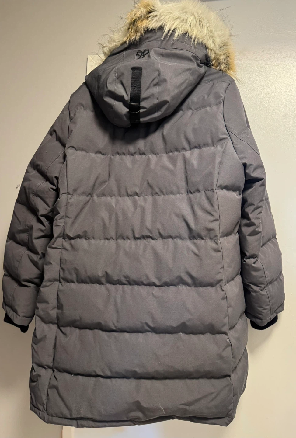 Aritzia TNA The Powder Parka – Cold Stop - photo 3