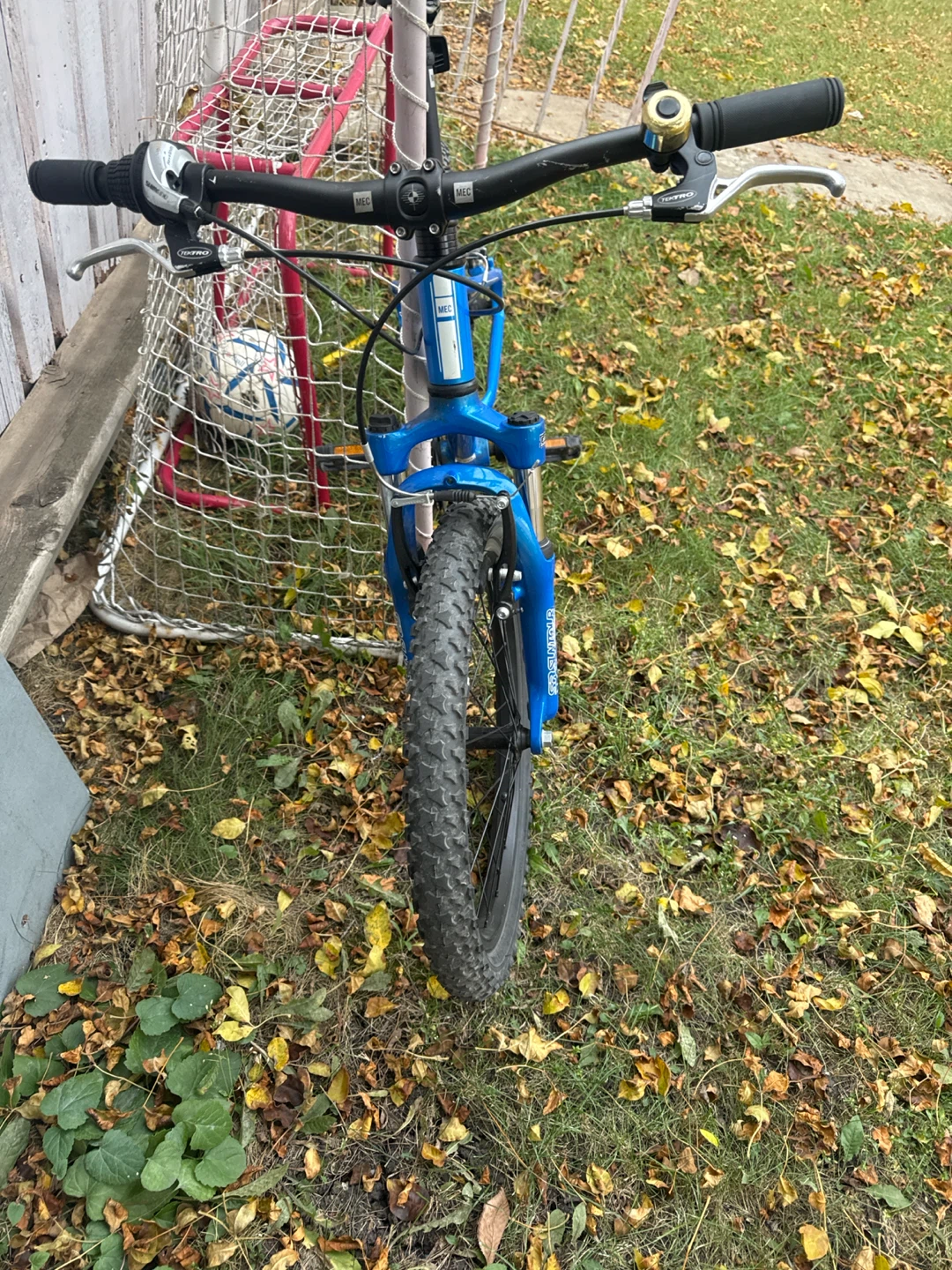 MEC Dash Kids Mountain Bike - Blue - photo 2