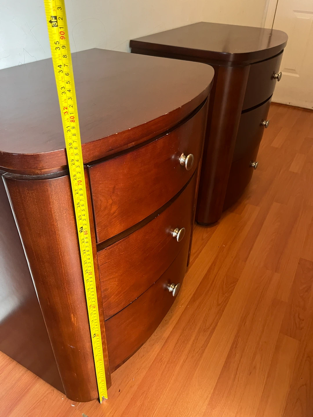 Cherry wood nightstands - photo 3