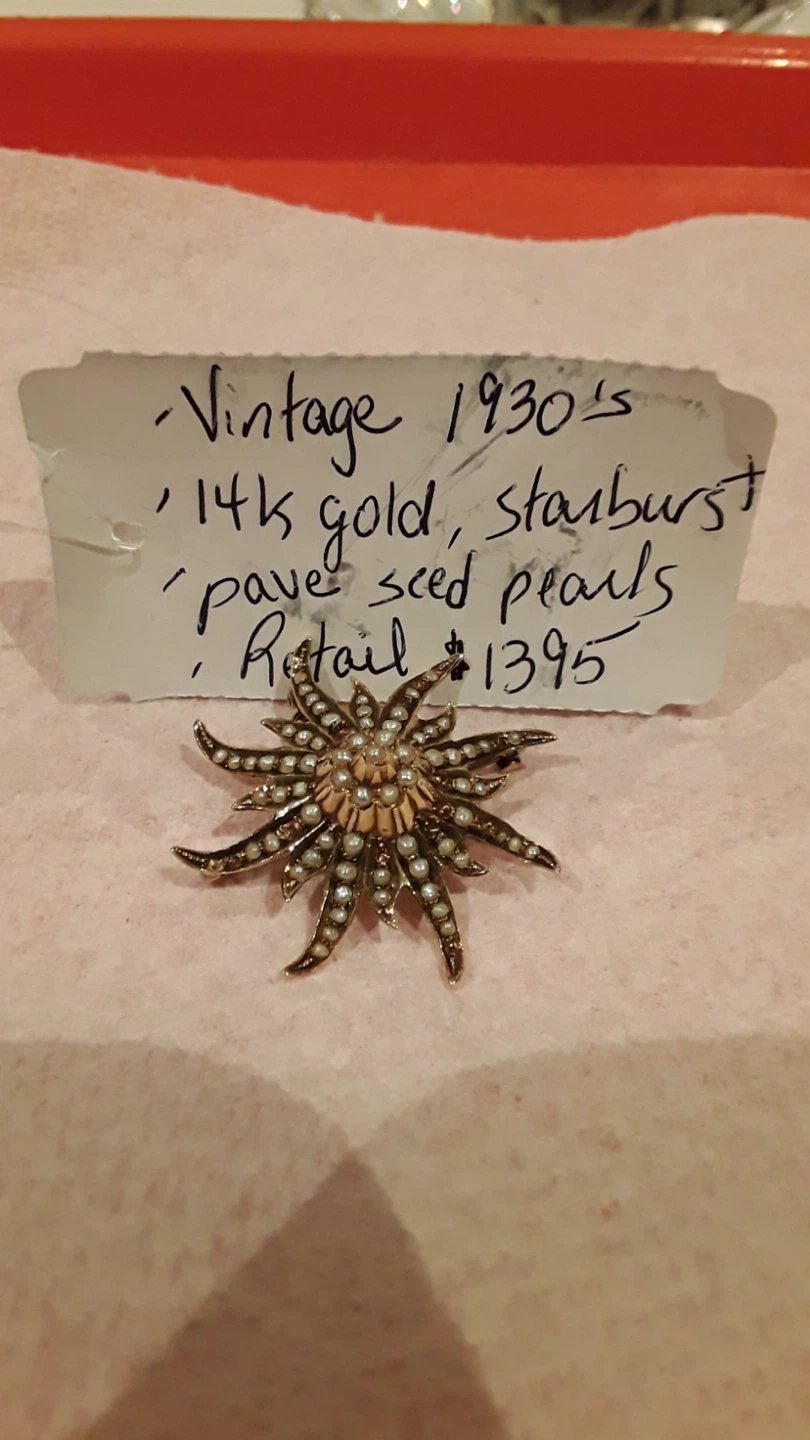 Vintage 1930 14 karat gold, starburst brooch