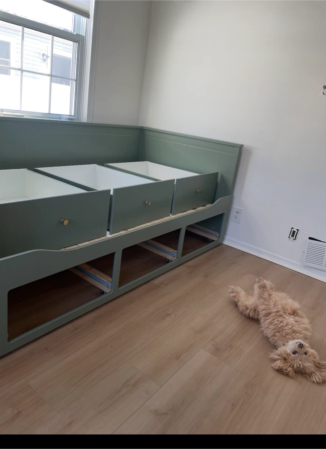 Green Daybed with Three Storage Drawers - photo 2
