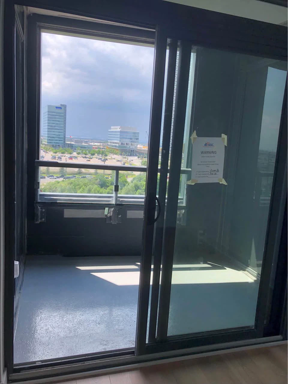 2 bed 2 bath condo - Free parking & Hi-Speed Internet - photo 4
