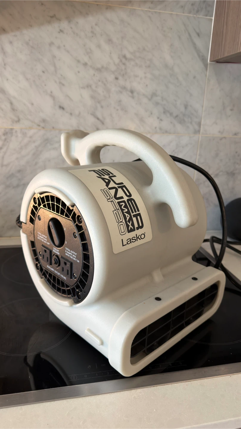 Lasko Super Fan Max Air Mover SF20