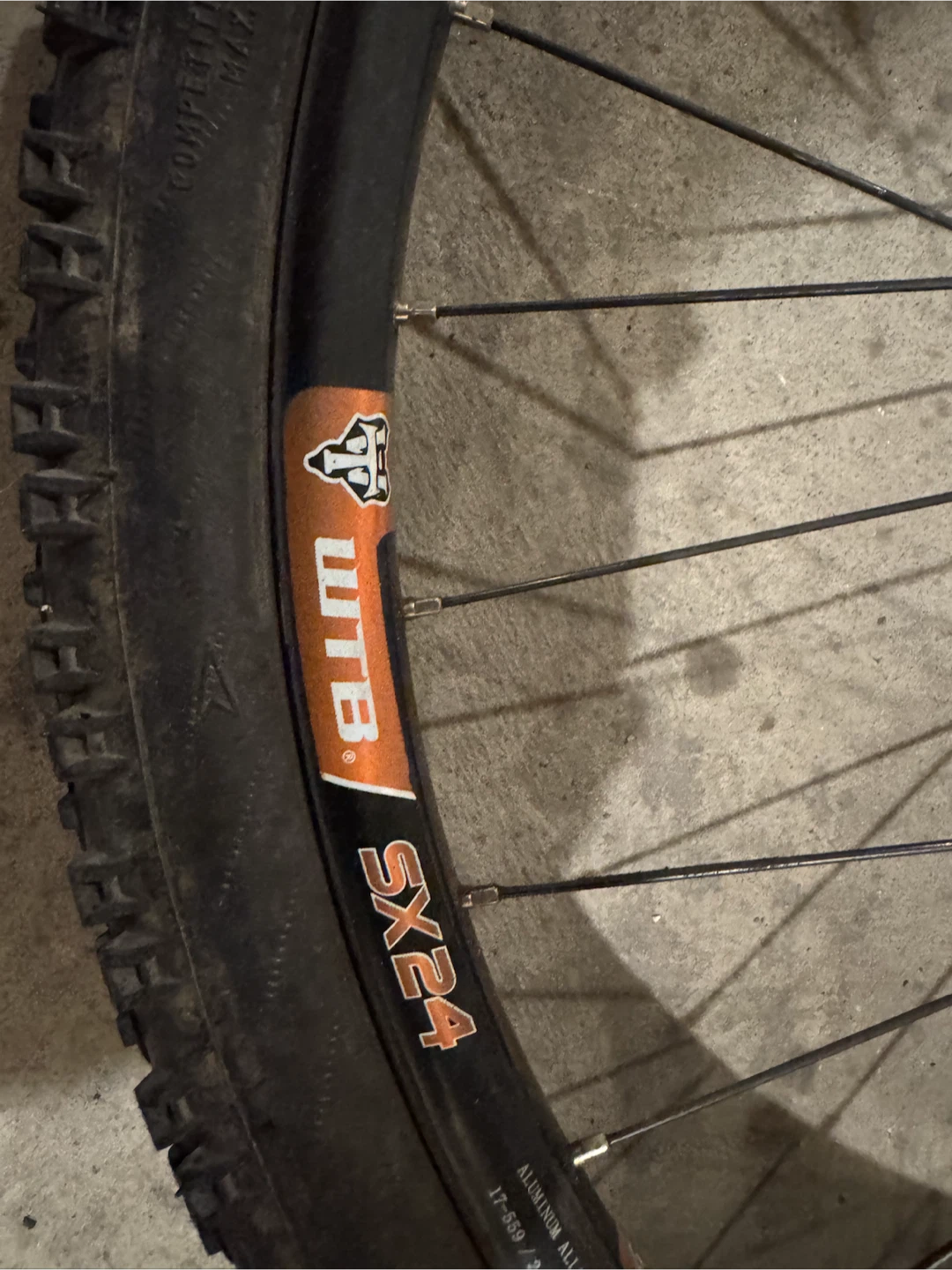 Set of 26 inch Disk Brake Mountain Bike Wheels - photo 2