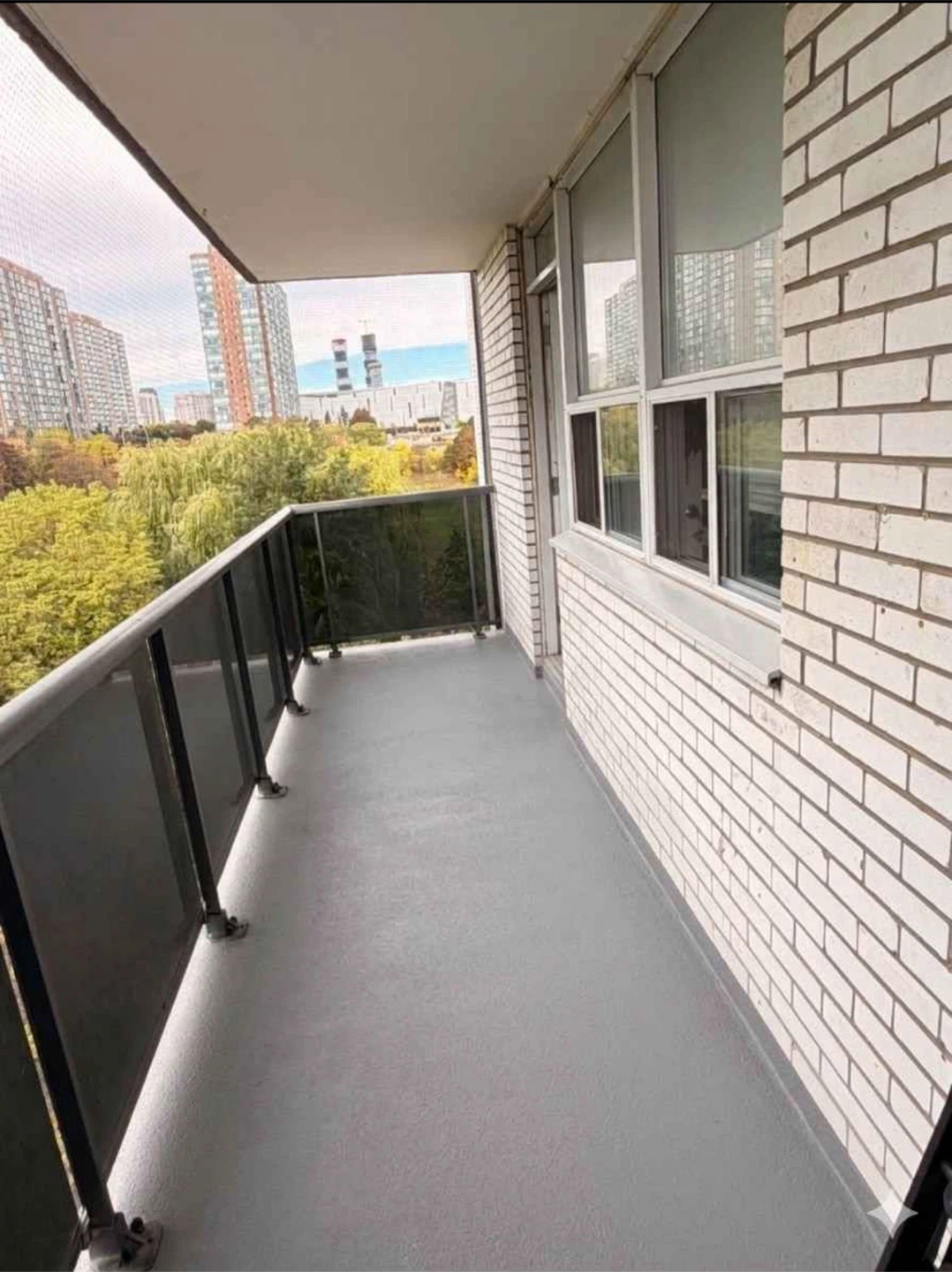 Room for Rent - photo 5