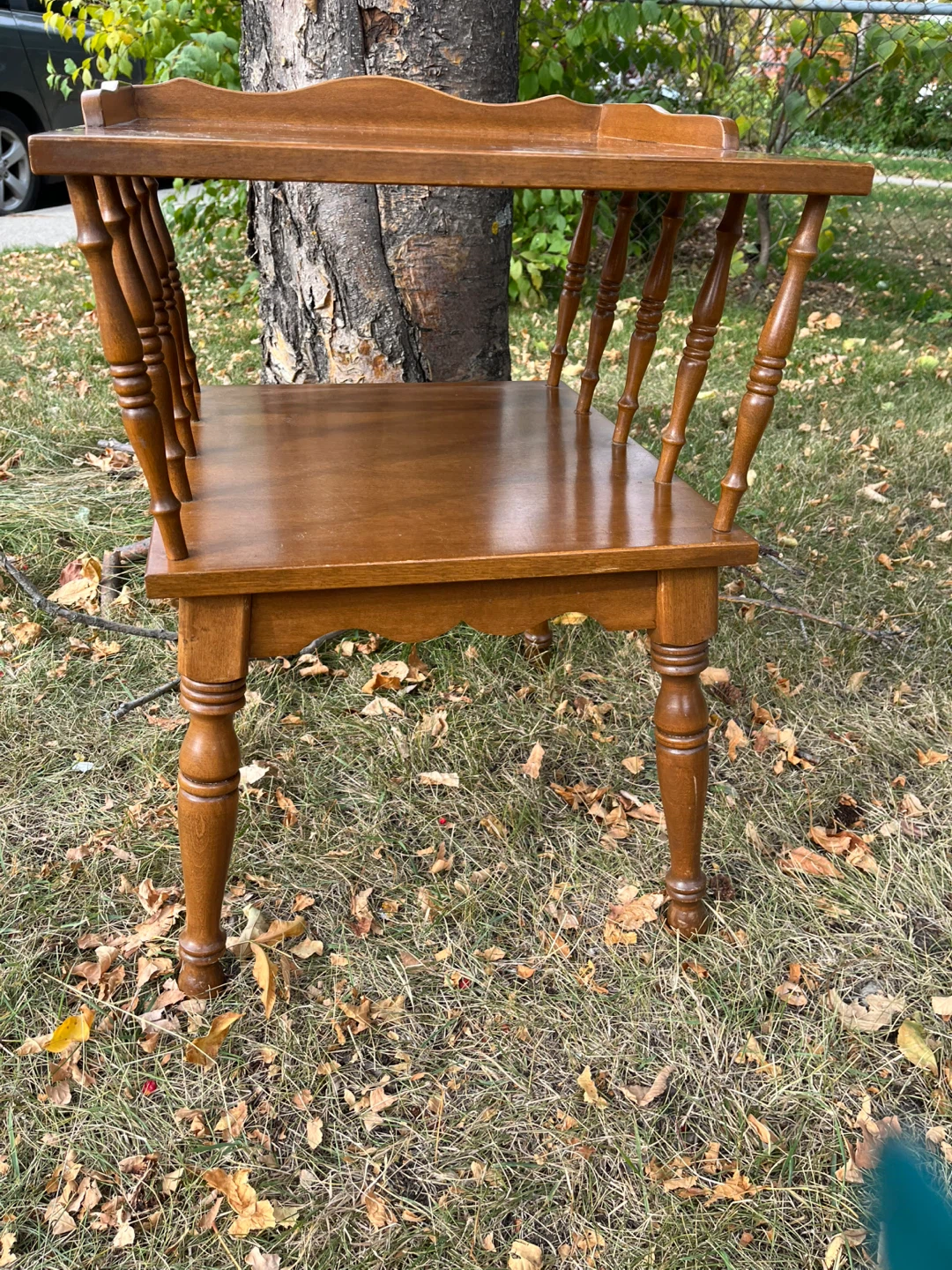 George B Bent Vintage Wood Colonial Revival Style Side Table - photo 2