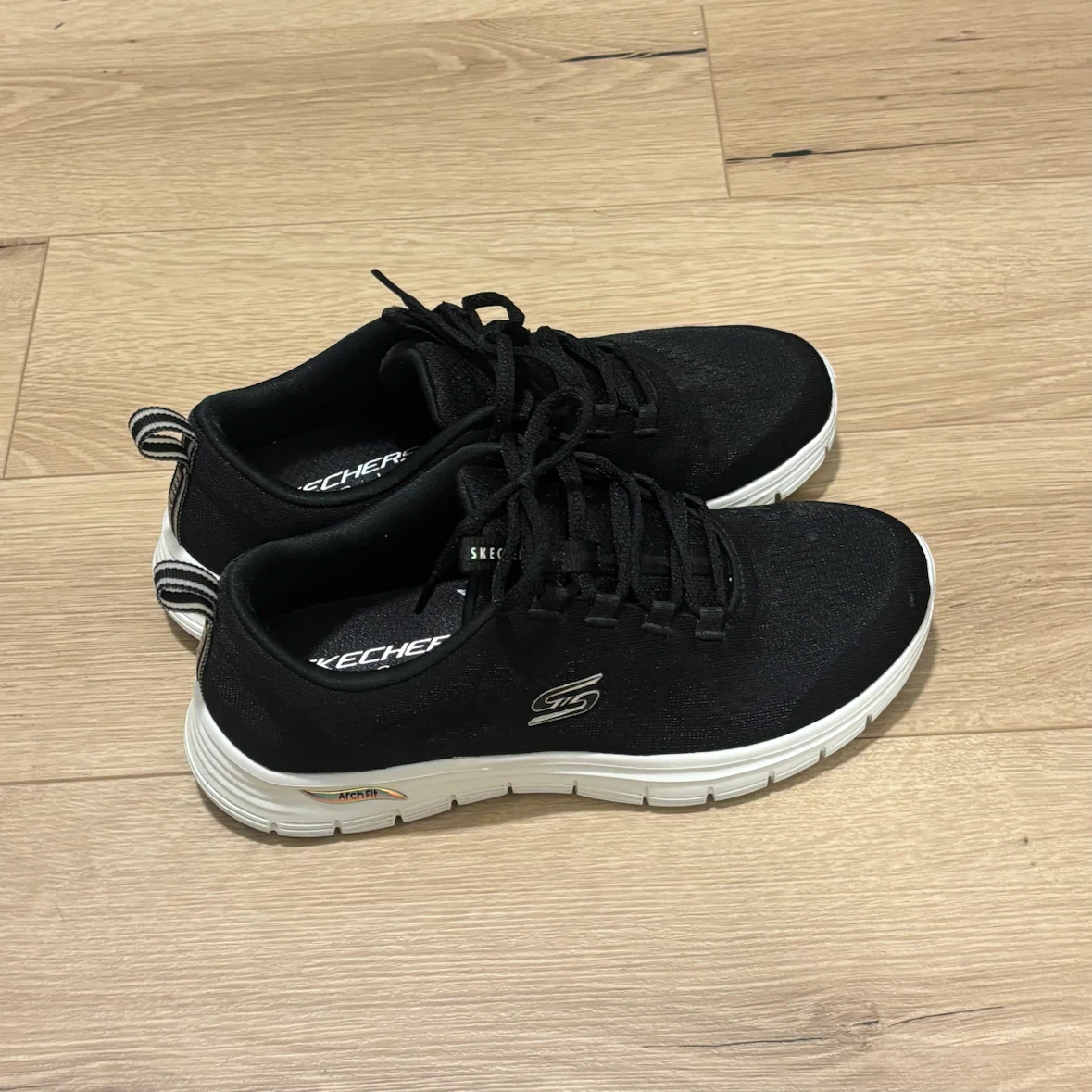 Skechers Air-Cooled Arch Fit Shoes Black - photo 2