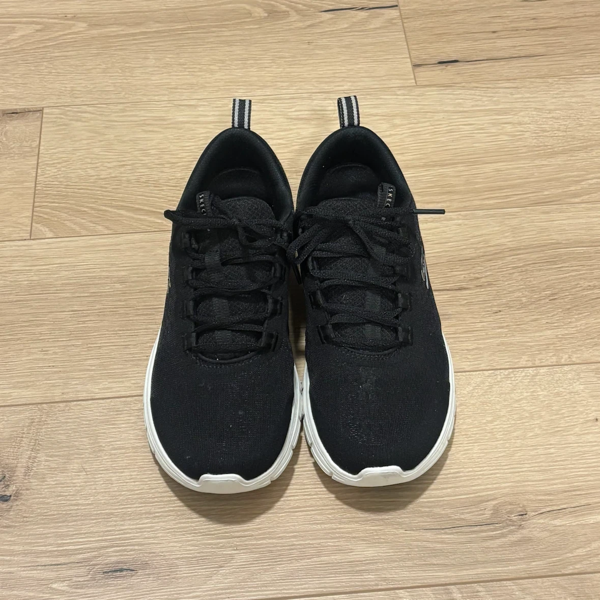 Skechers Air-Cooled Arch Fit Shoes Black - photo 3