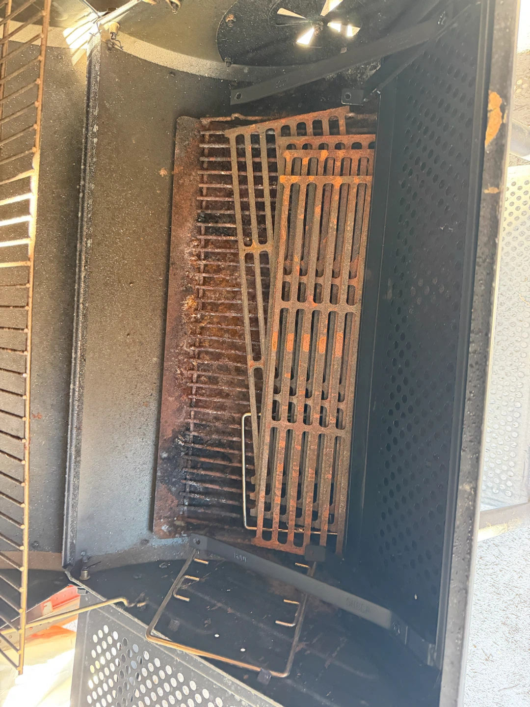 Char-Griller Professional Grill and Smoker - photo 4