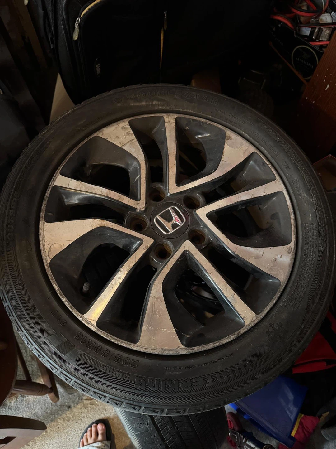 Honda 16-inch Alloy Wheel with Doublestar Tire only one