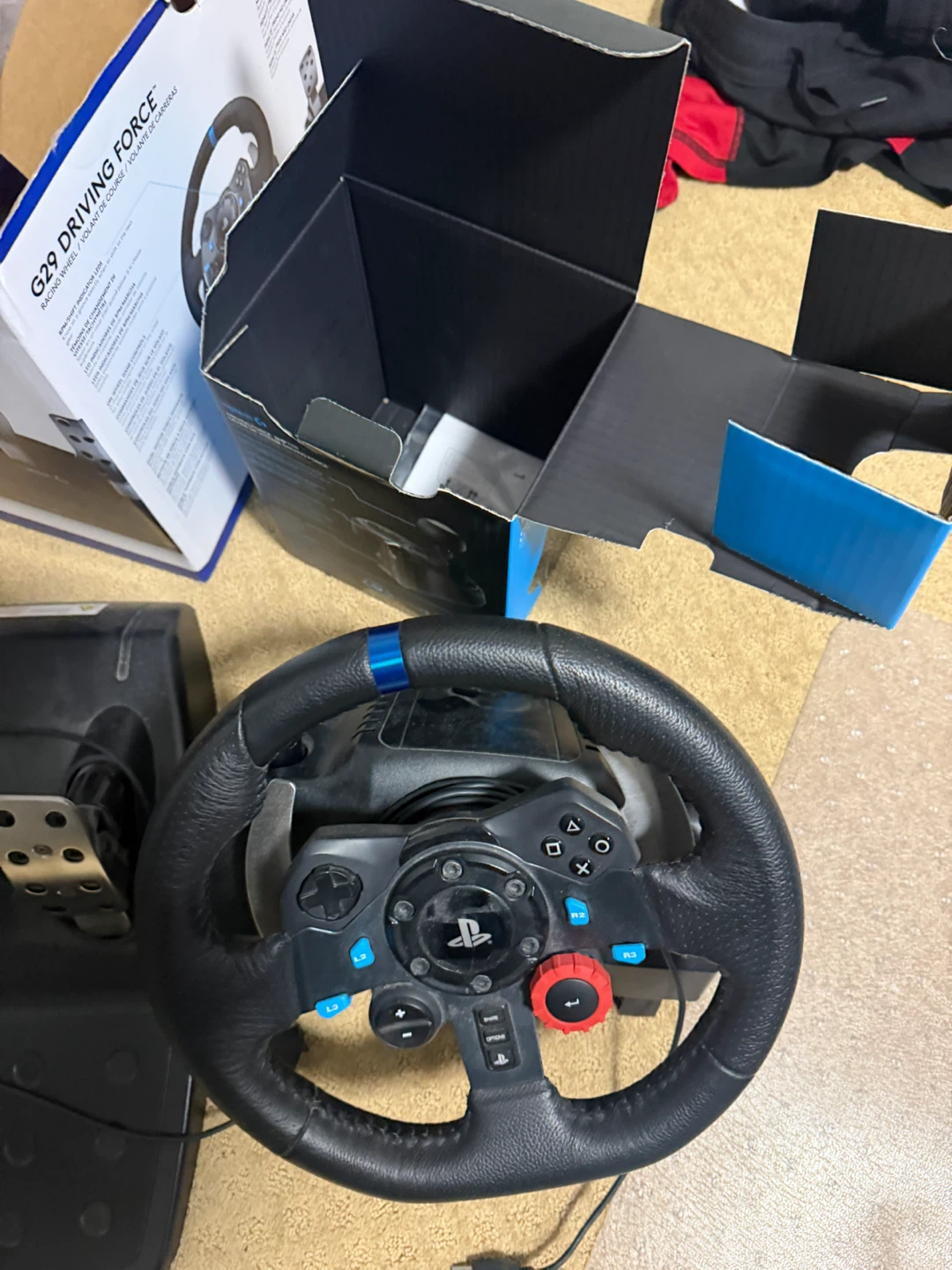 Logitech G29 Driving Force Racing Wheel, Pedals, and Shifter - photo 3