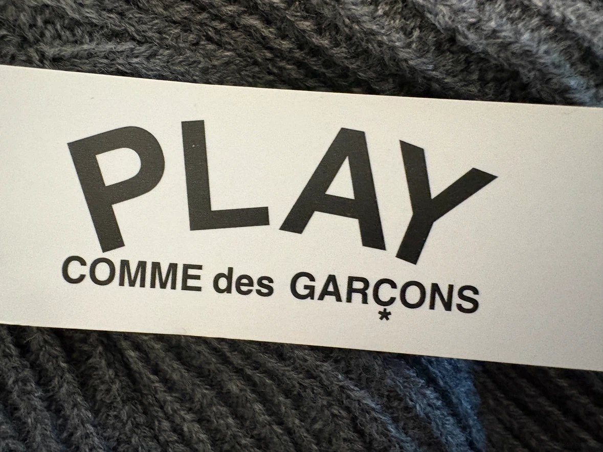 CDG Play Heart Logo Knit Beanie Grey - photo 3
