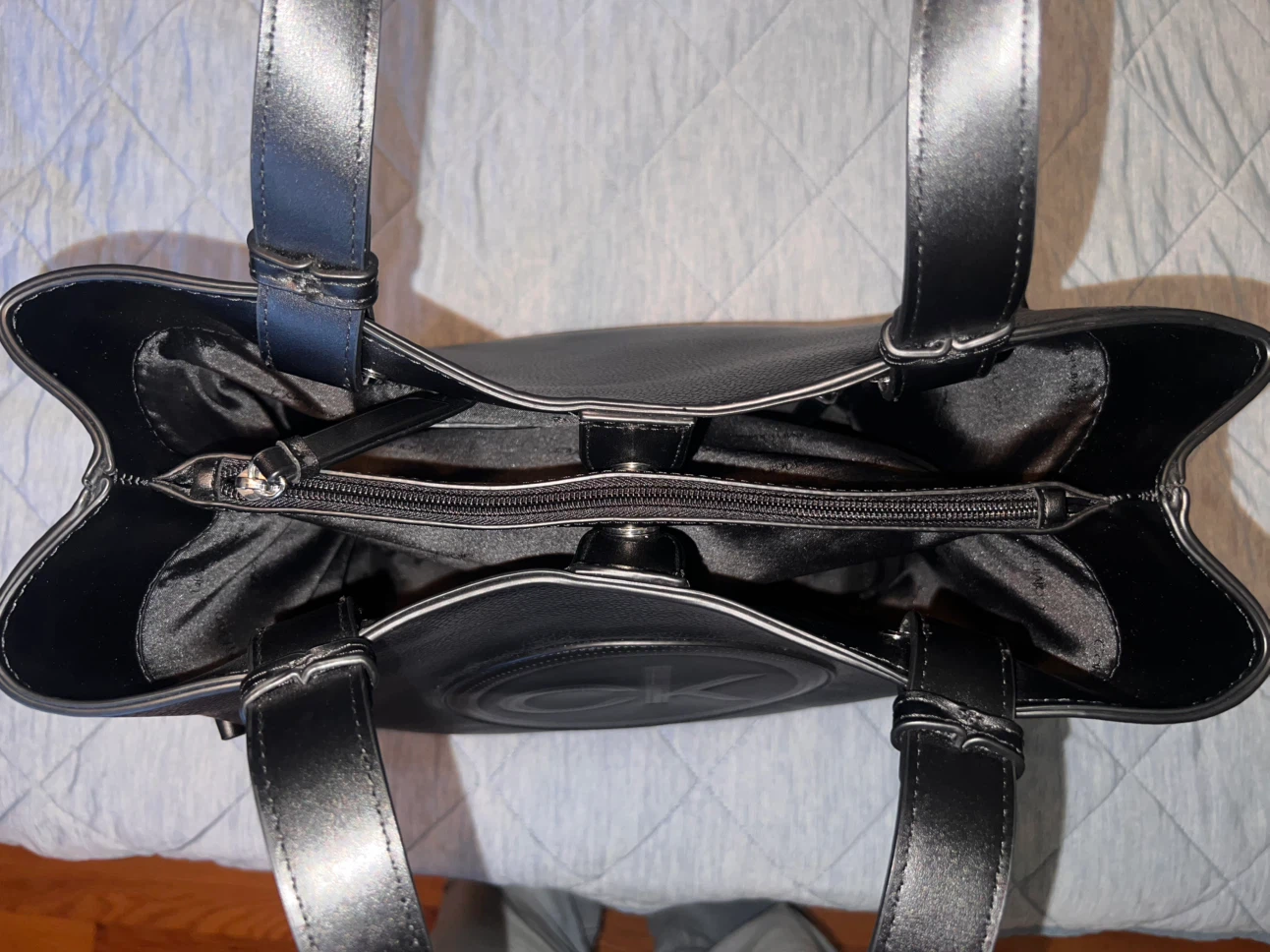 Calvin Klein black tote bag - photo 5
