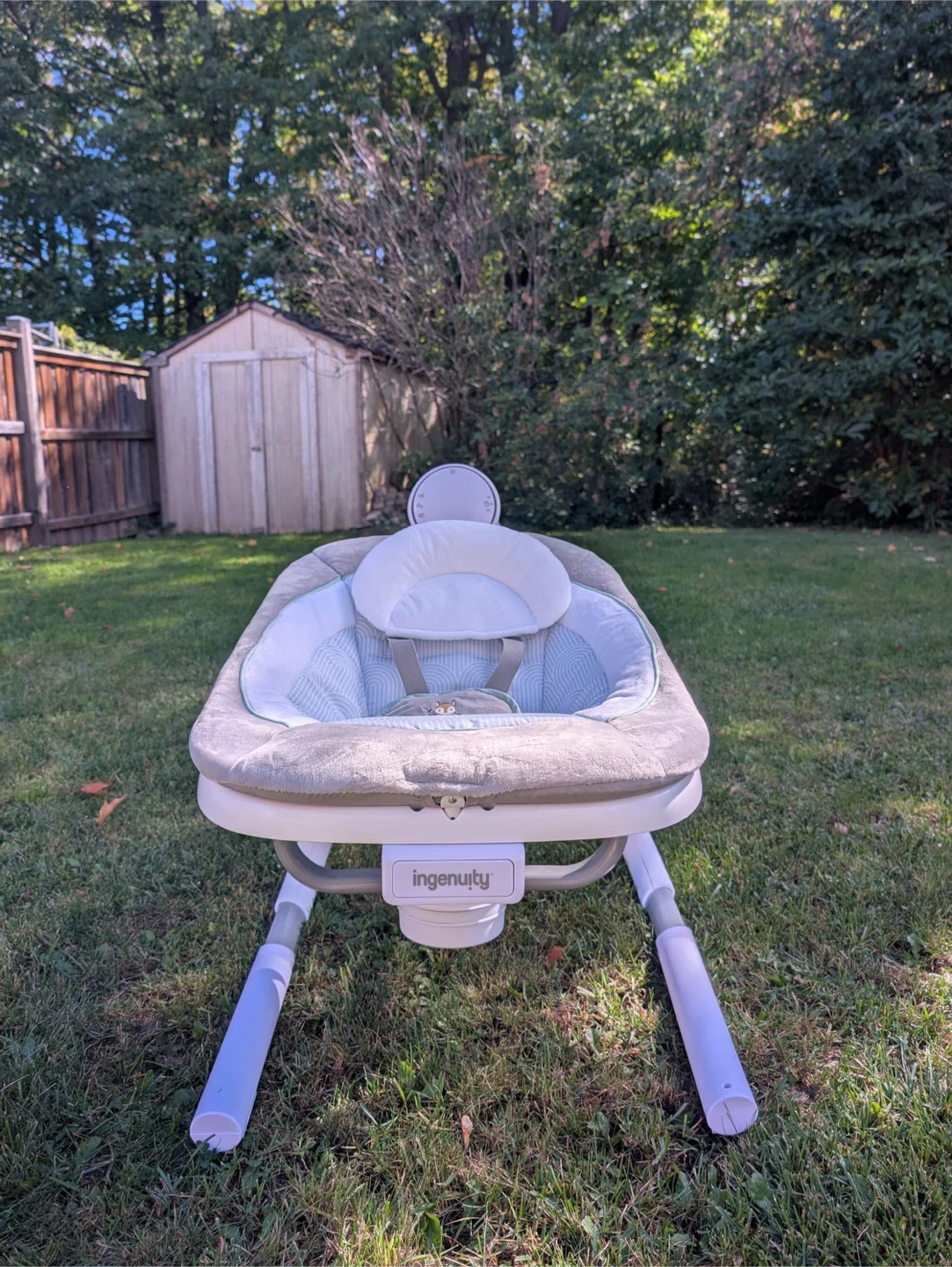 Soothing baby seat