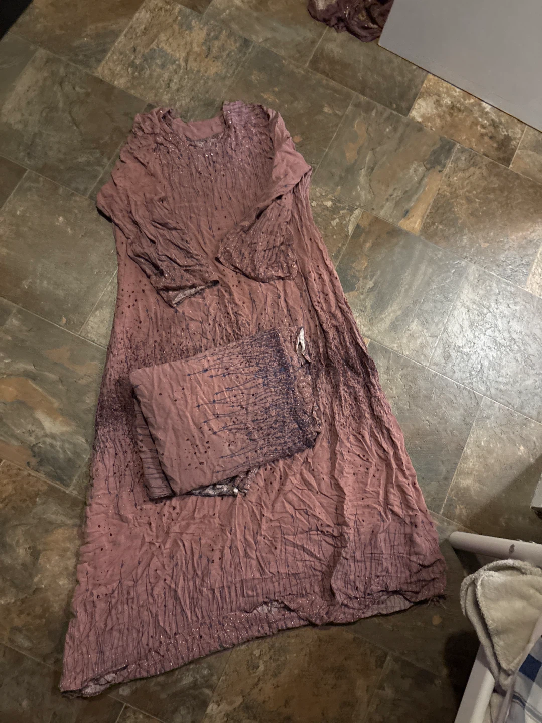 Mauve beaded long-sleeve dress with shawl