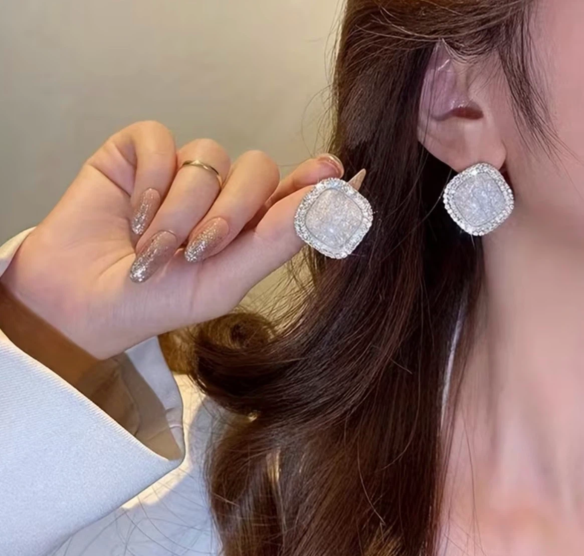 Sparkly Square Crystal Stud Earrings - photo 2