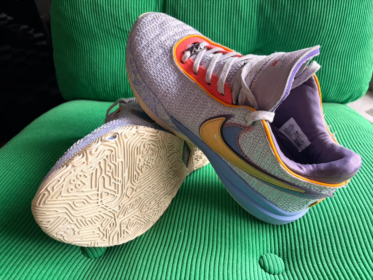 Nike LeBron XX Basketball Shoes - photo 3