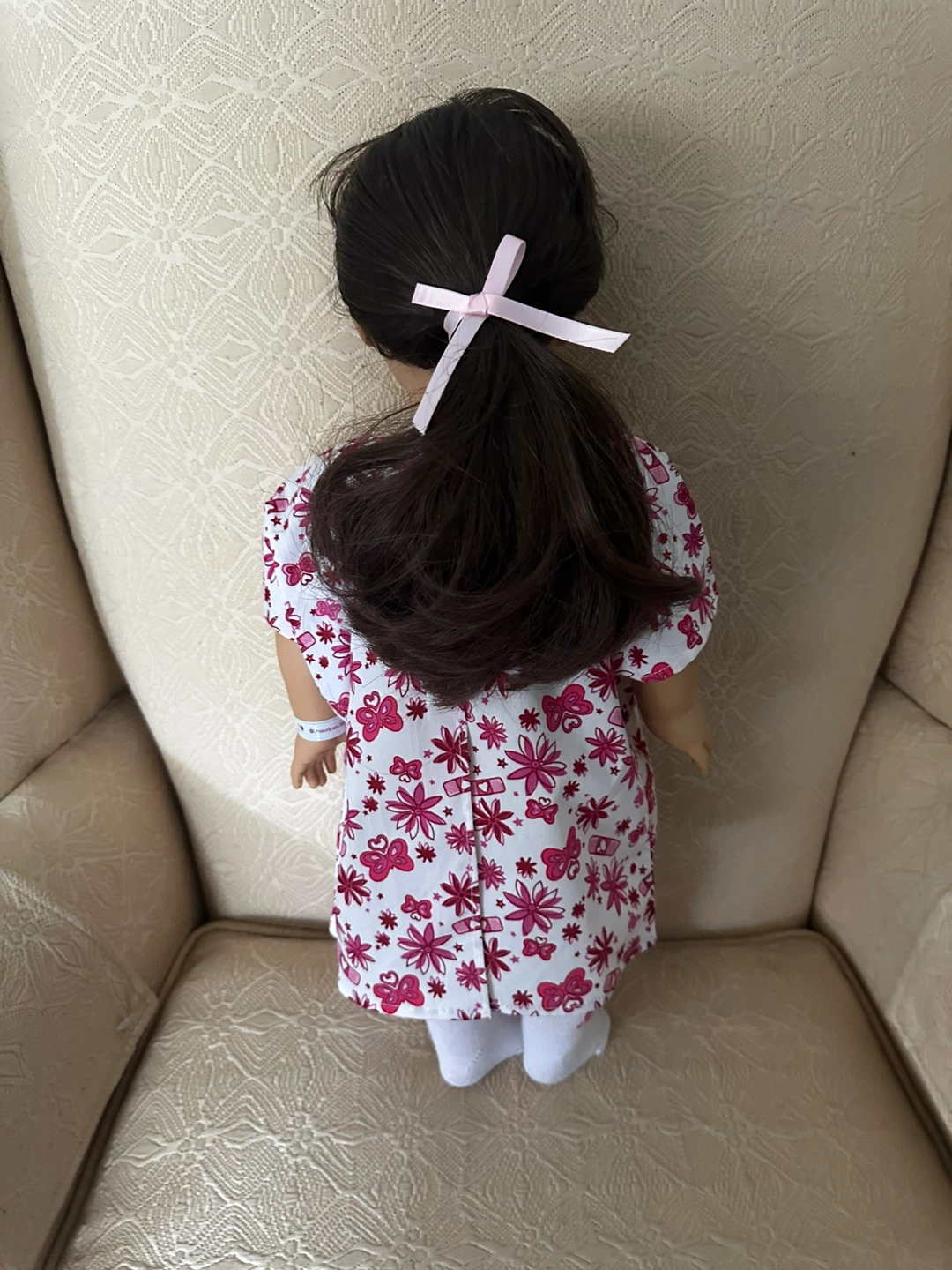 American Girl Pleasant Company Doll in Hospital Gown - photo 3