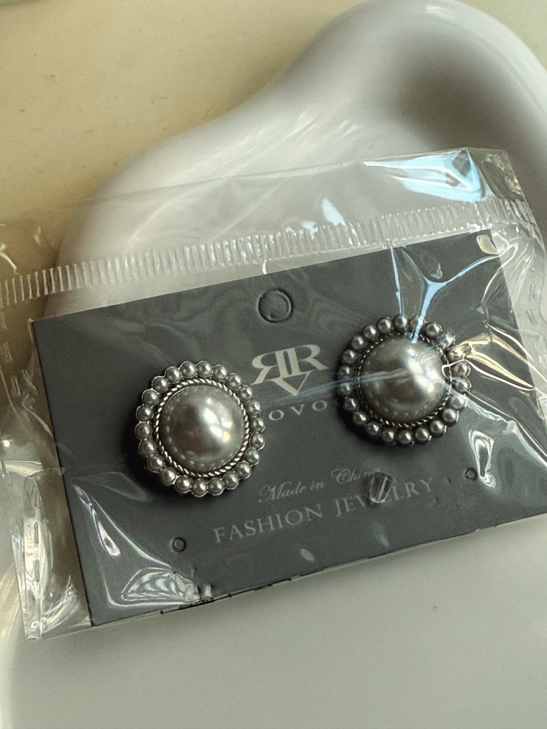 Round Pearl Halo Stud Earrings - photo 3