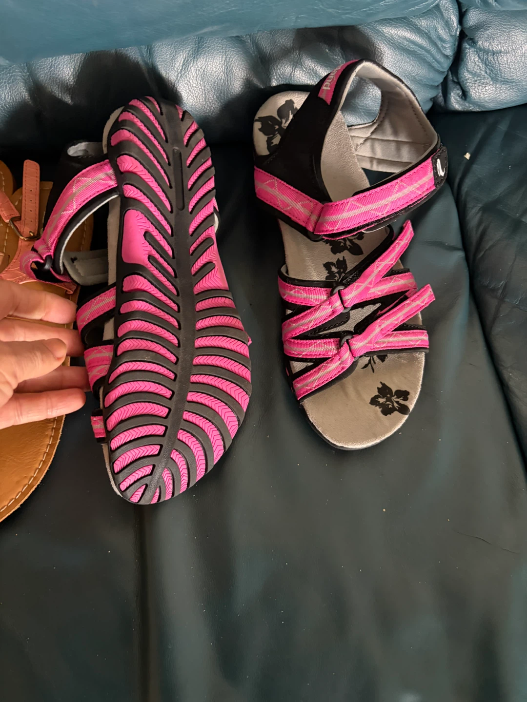 Two pairs of sandals, Lasonia and Graceland - photo 4