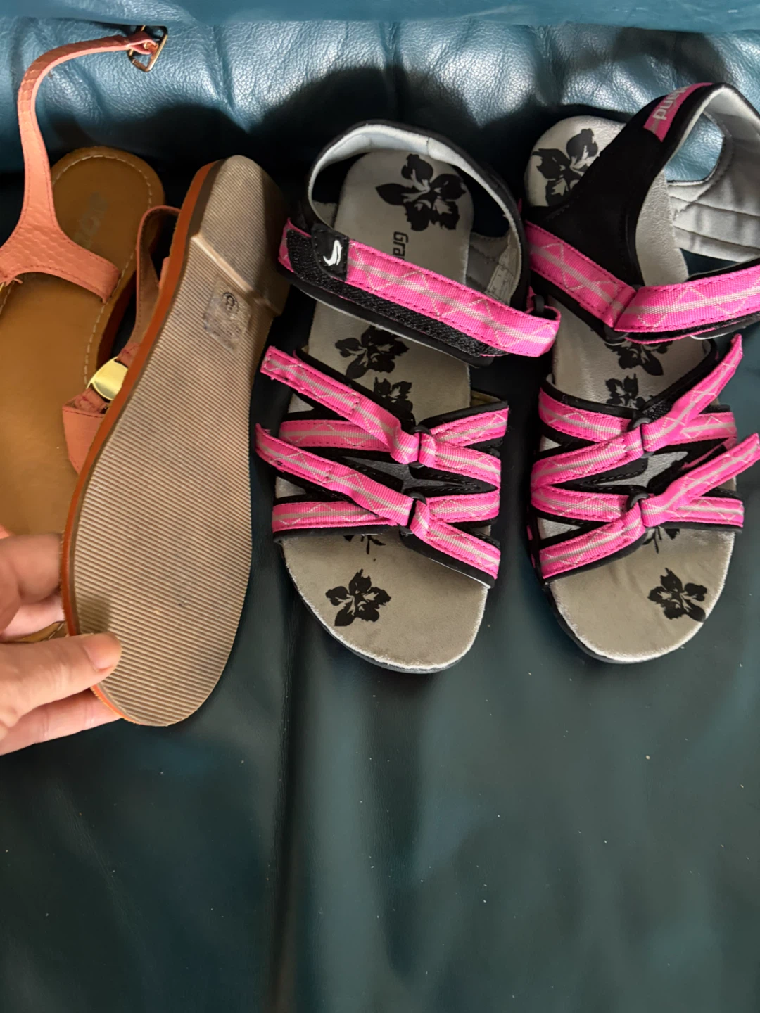 Two pairs of sandals, Lasonia and Graceland - photo 5