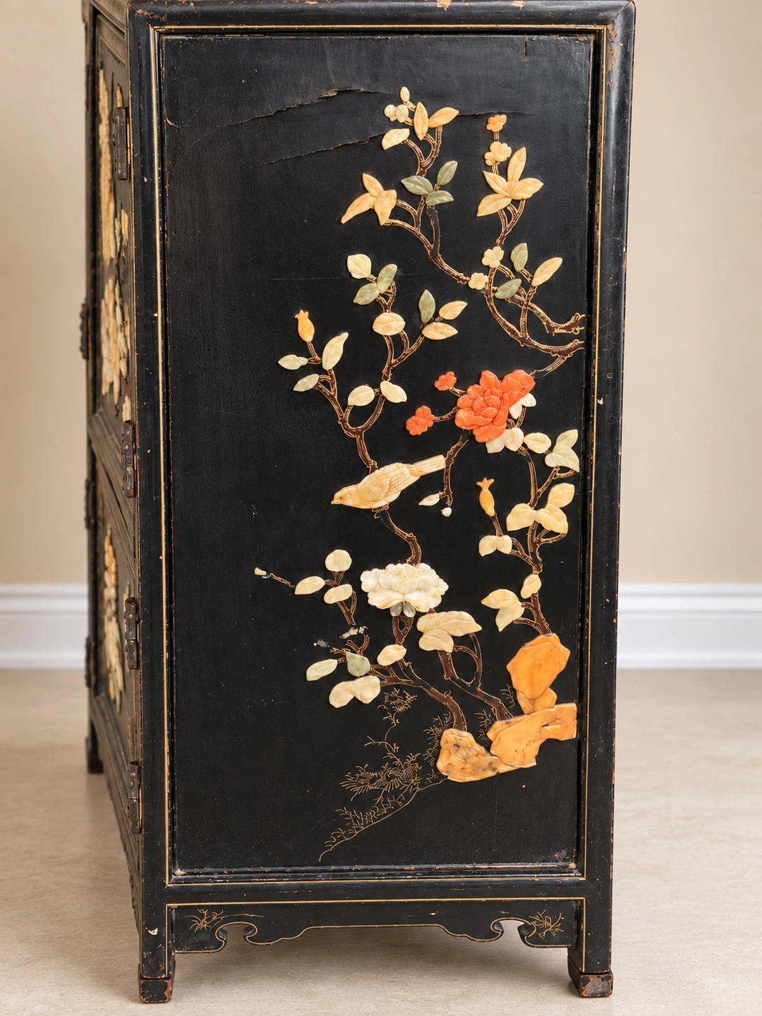 Oriental Style Black Lacquer Cabinet - photo 3
