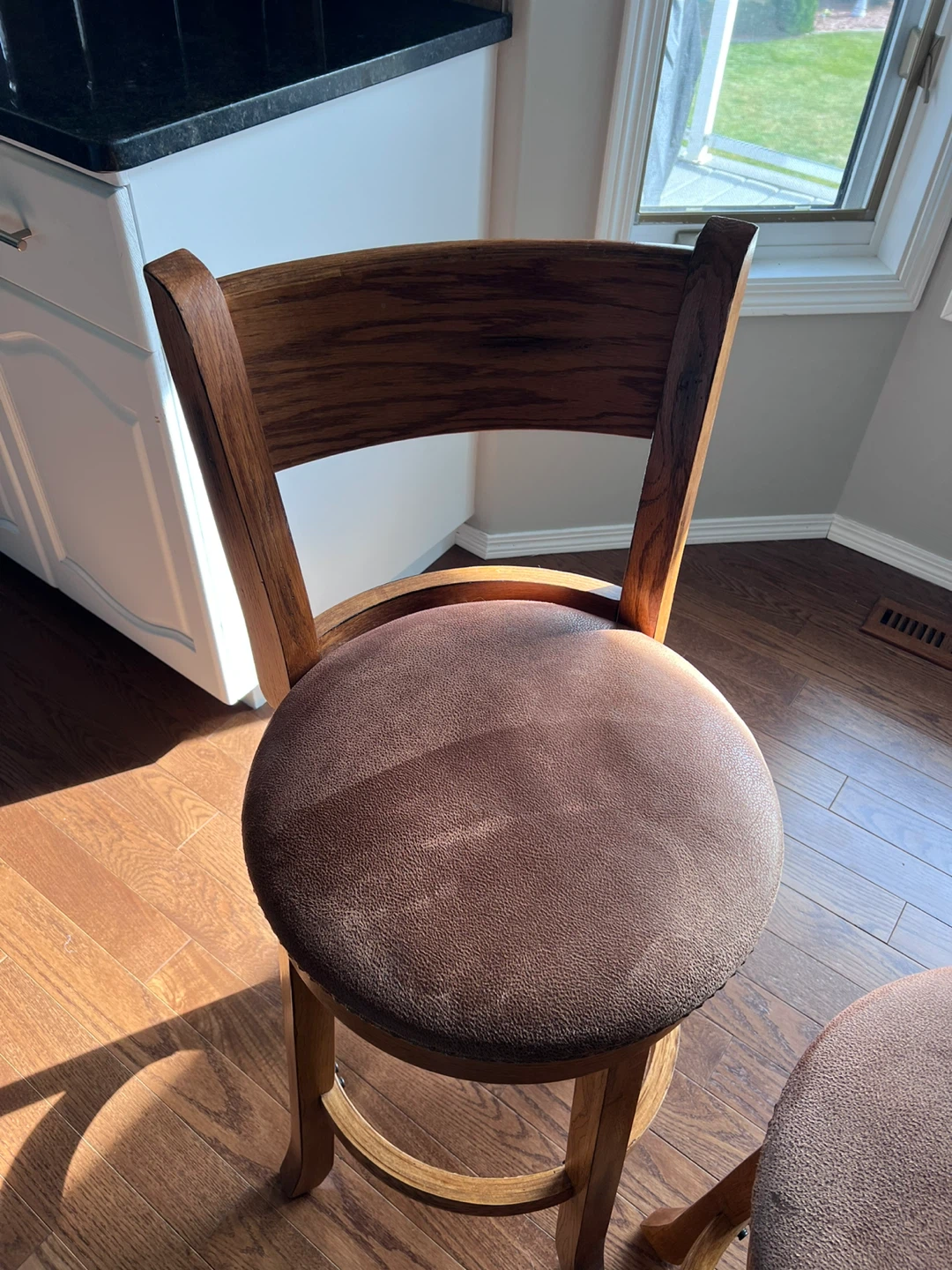 Set of Two Oak Swivel Bar Stools - photo 2