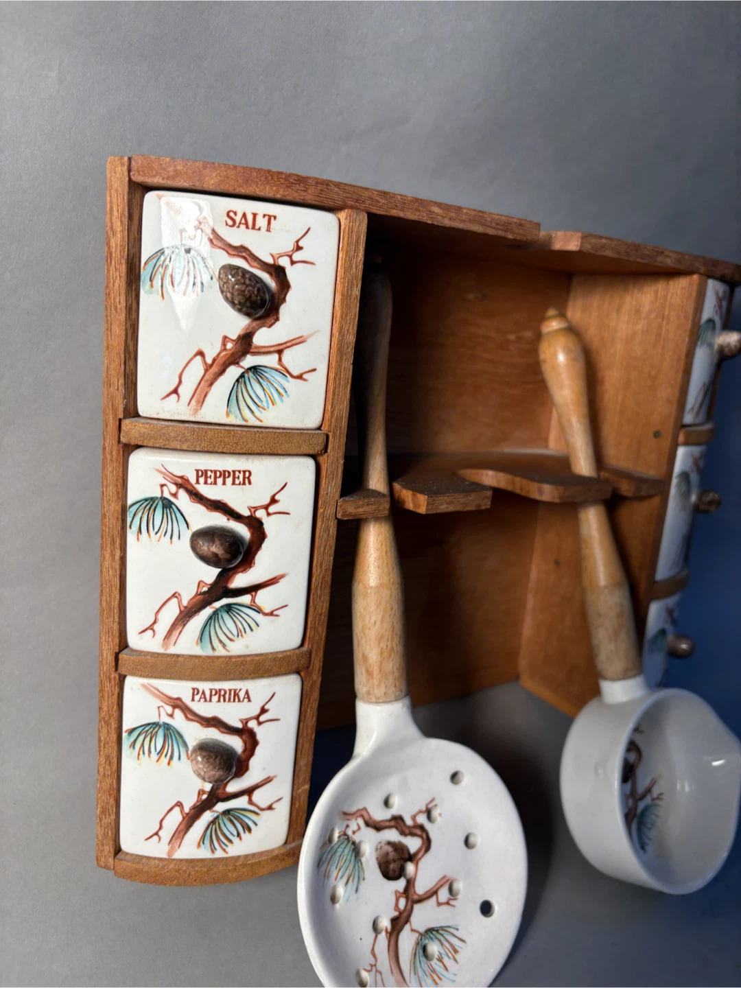 Vintage Wall-Mount Spice Rack with Utensils - photo 2