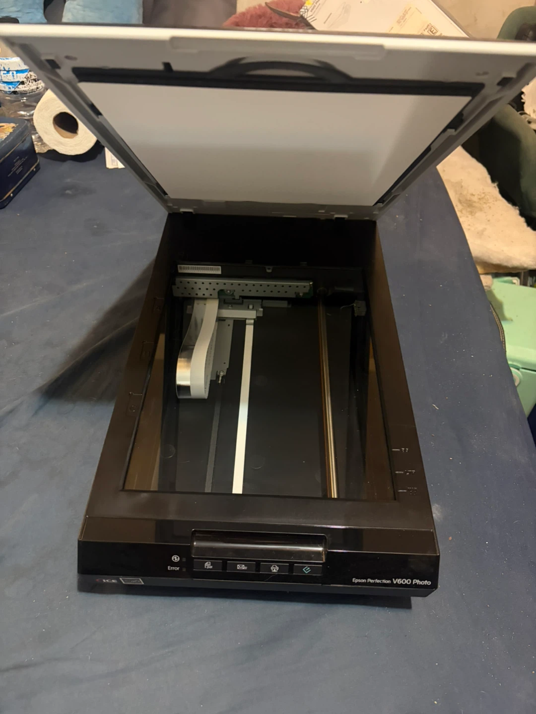 Epson Perfection V600 Photo Color Scanner - photo 2