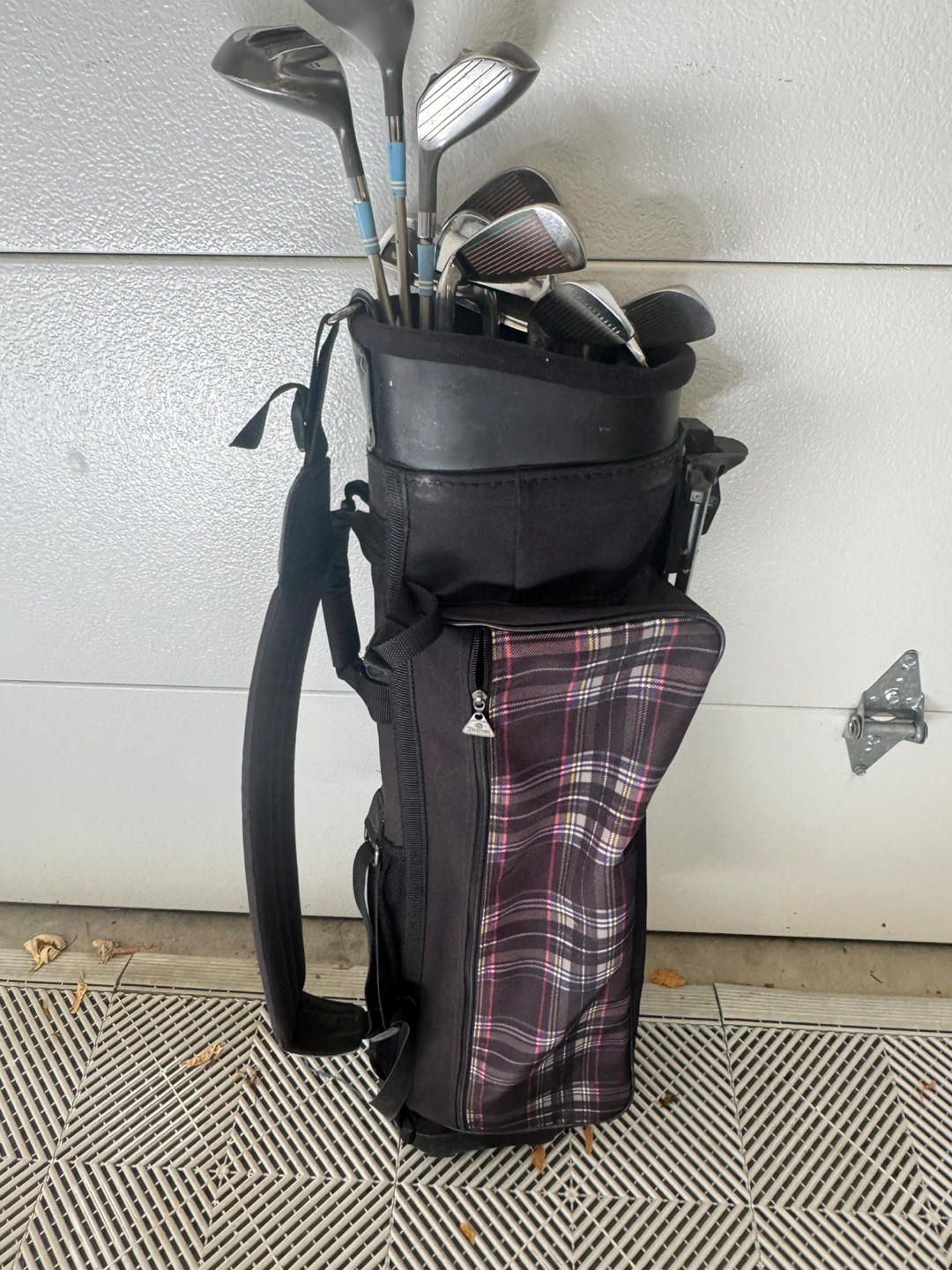 Clean Right Hand Complete Ladies golf clubs and Bag - photo 2