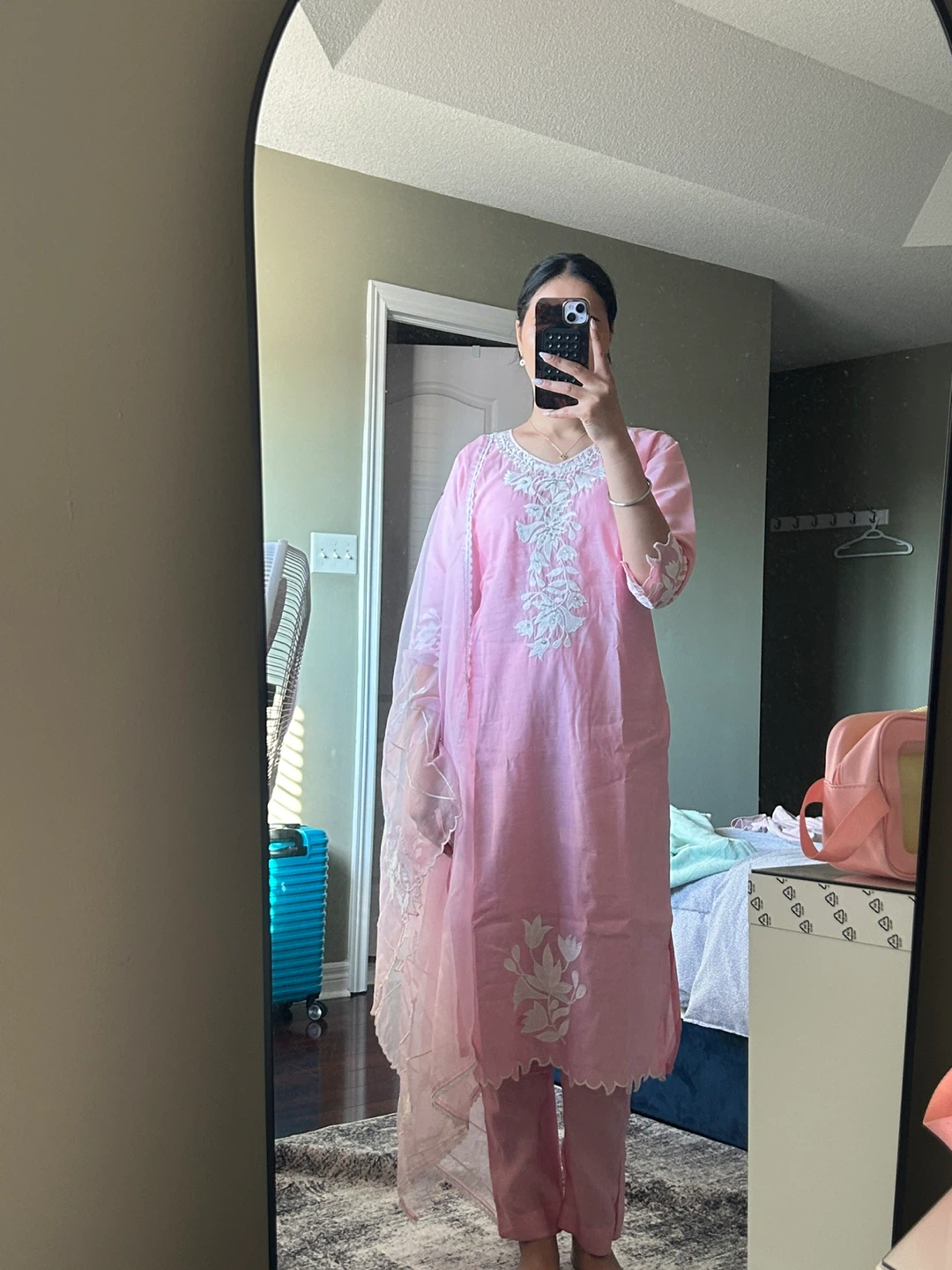 Pink Embroidered pant Kameez Set - photo 2