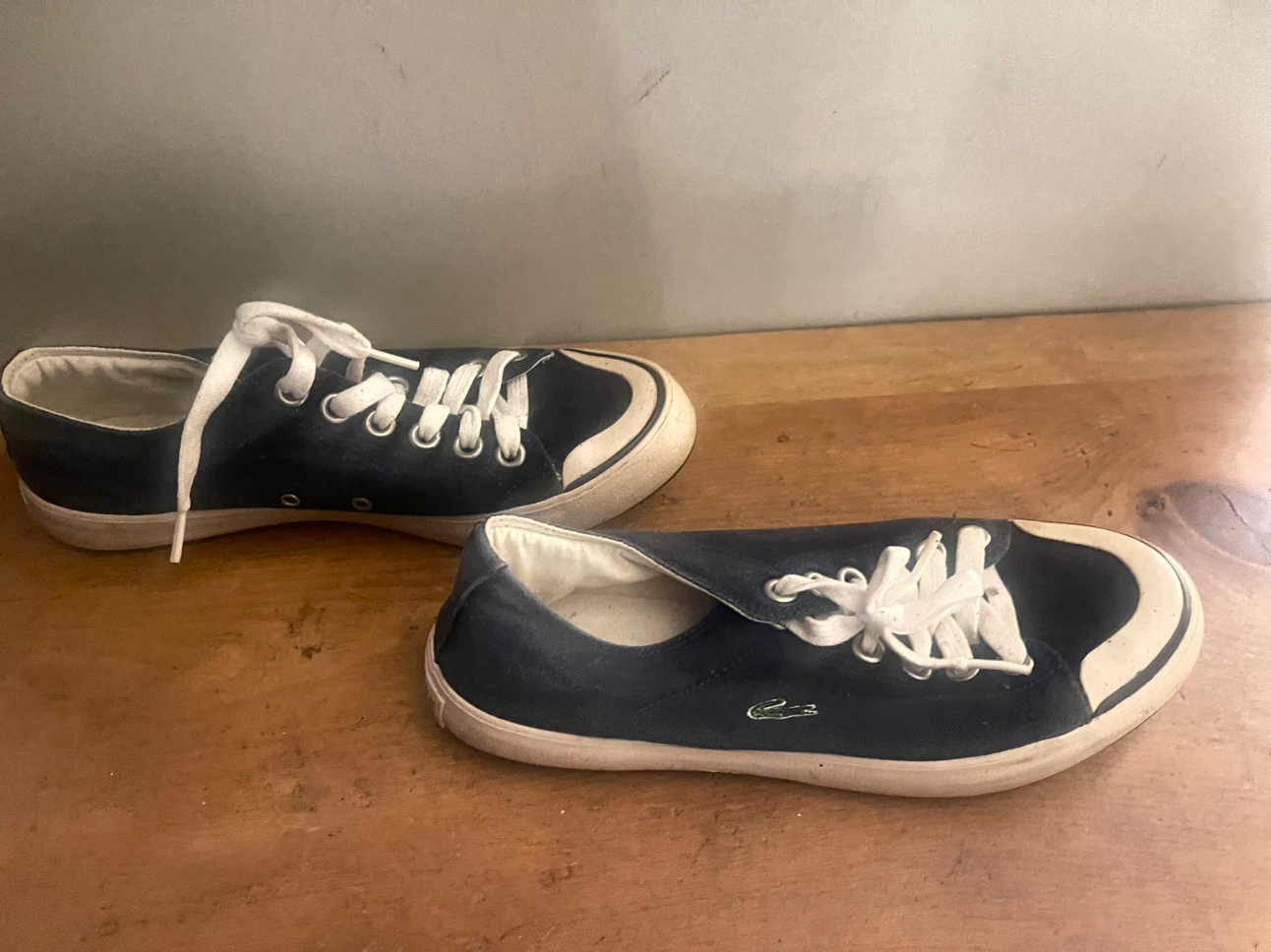Lacoste Navy Canvas Sneakers women size 7 - photo 3