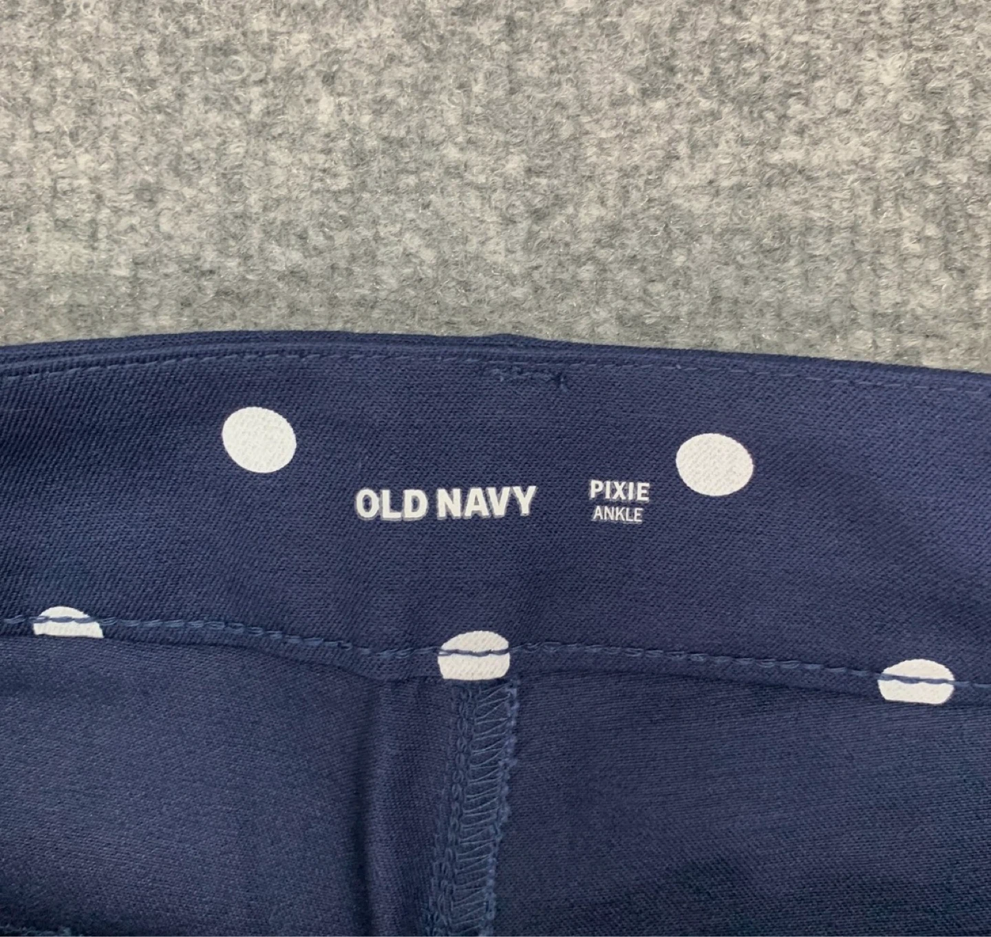 Old Navy Pixie Ankle Pants Polka Dot - photo 4