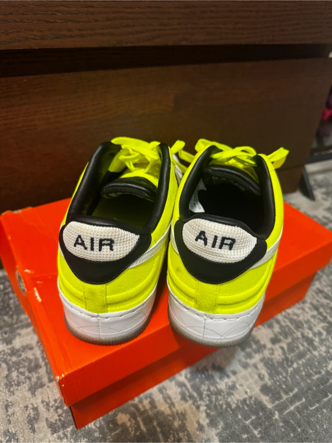 Nike Air Force 1 Volt White Sneakers Size 10.5 US - photo 3