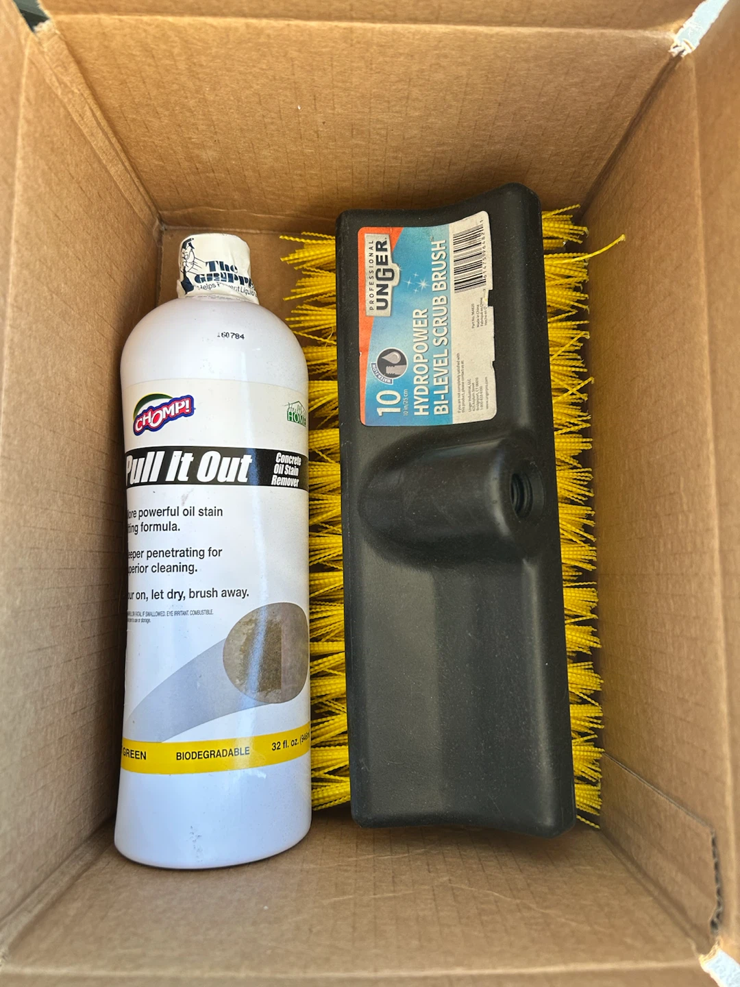 Chomp Pull It Out Concrete Oil Stain Remover and Scrub Brush - photo 2