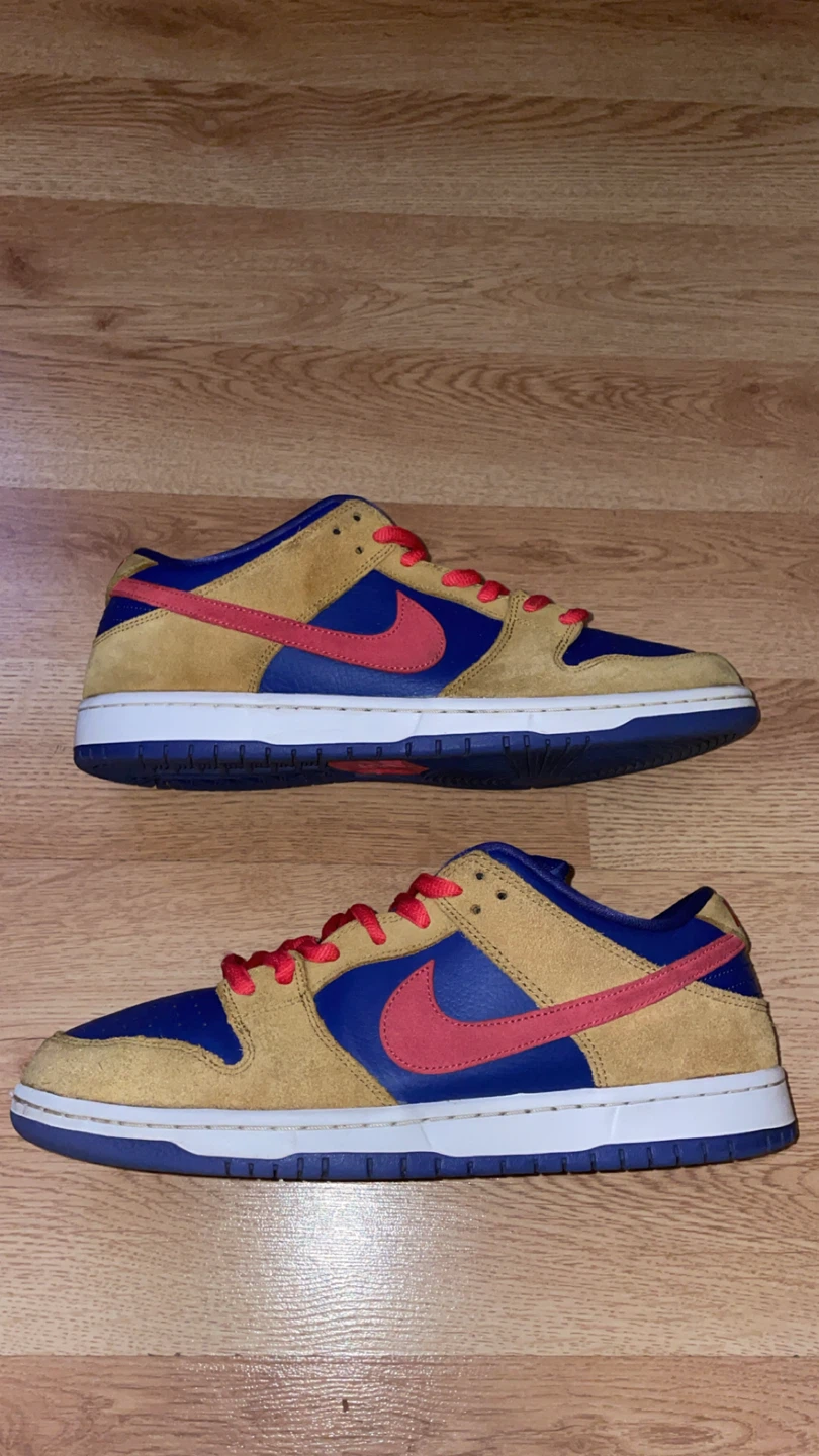 Size 11 men’s dunk low sb reverse papa bear 30$