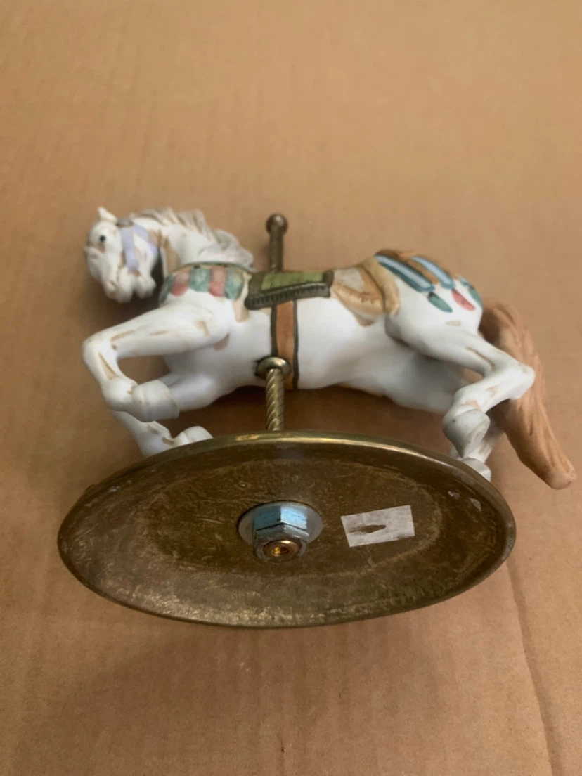 Vintage Willitts Ceramic Carousel Horse Figurine - photo 3