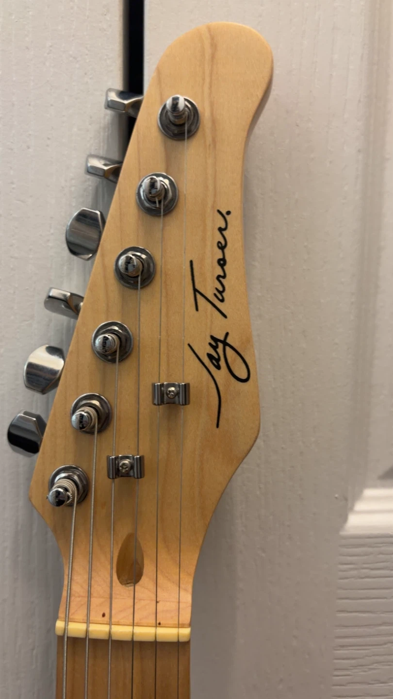 Jay Turser Electric Guitar with Gig Bag - photo 3